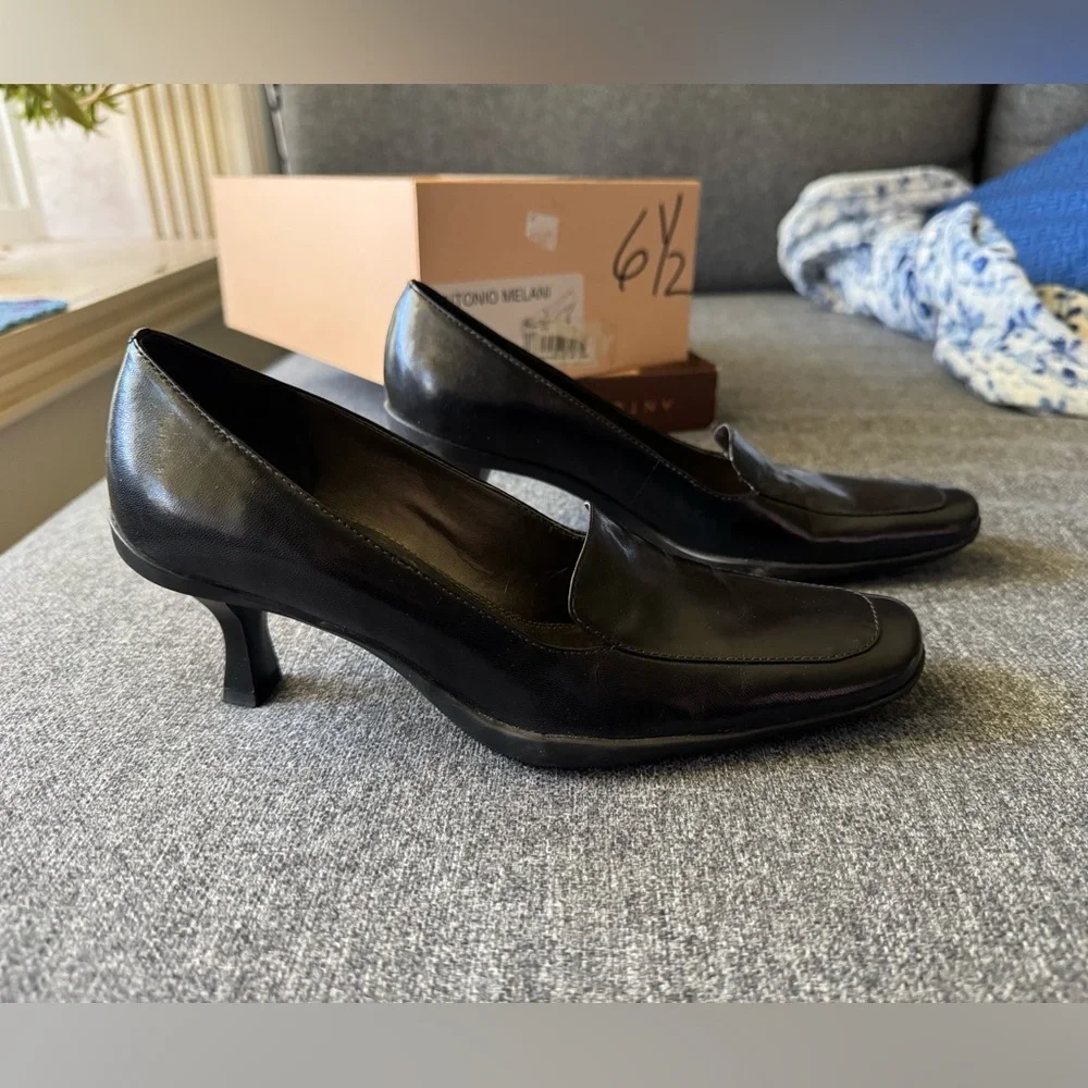 Antonio Melani Women’s Black Leather Kitten Heel Square Toe Pumps Shoes Size 6.5